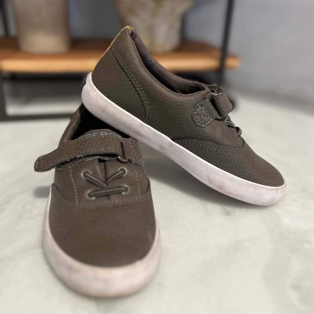 Sperry SP-Wahoo Jr